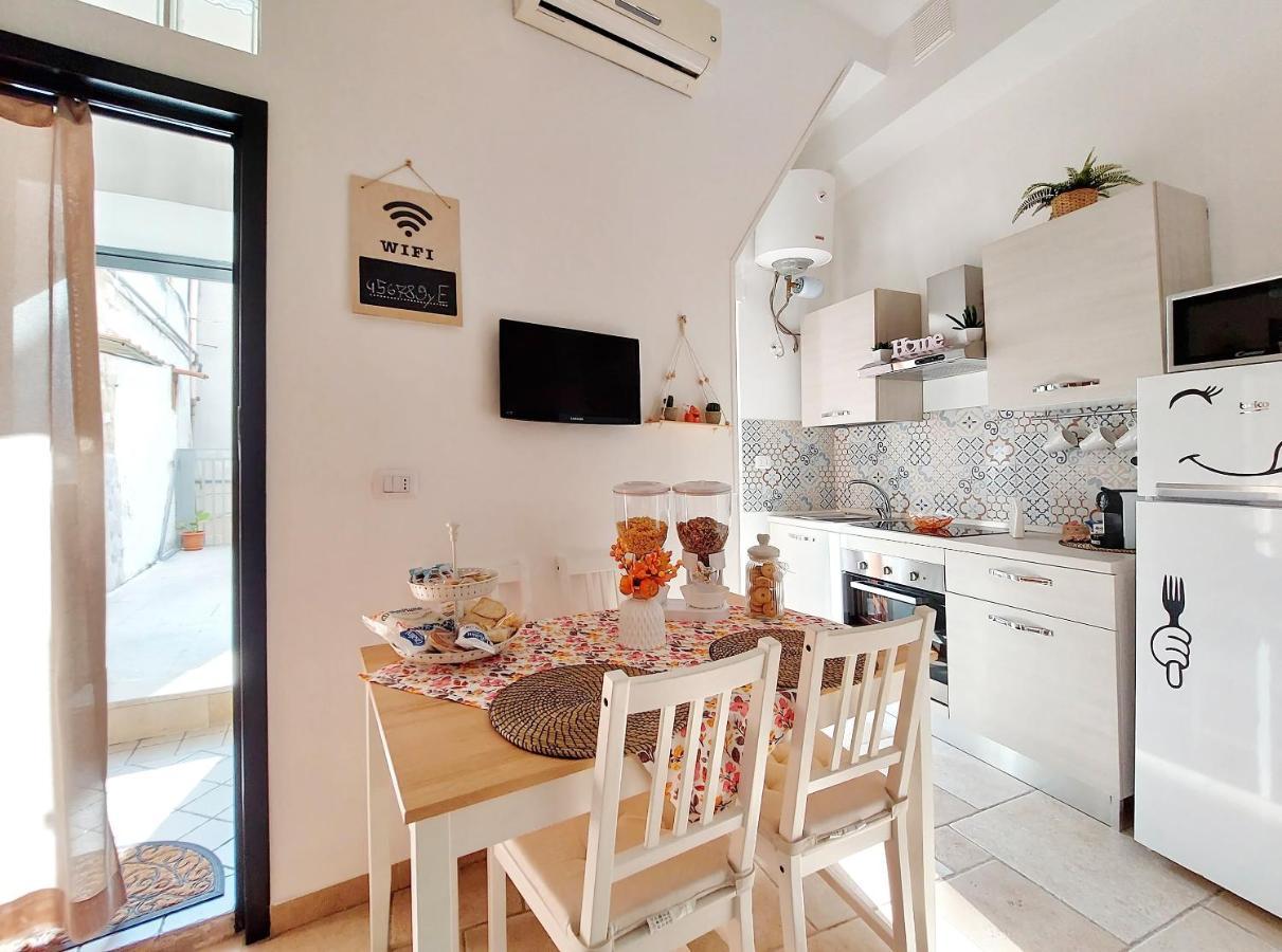 Casa Vacanze Lacorte Byfrancy Бари Экстерьер фото
